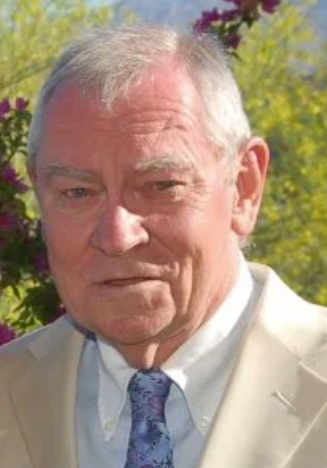 Emeritus Professor Alan Frost Headshot 